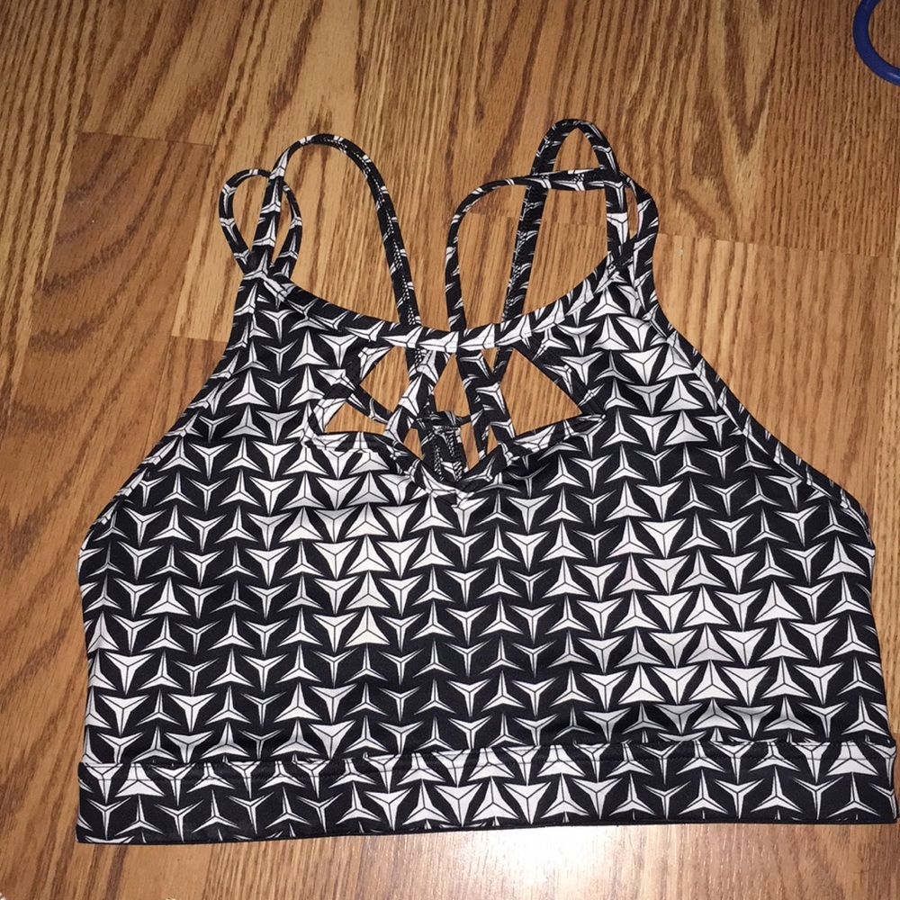 Victoria secret sports bra